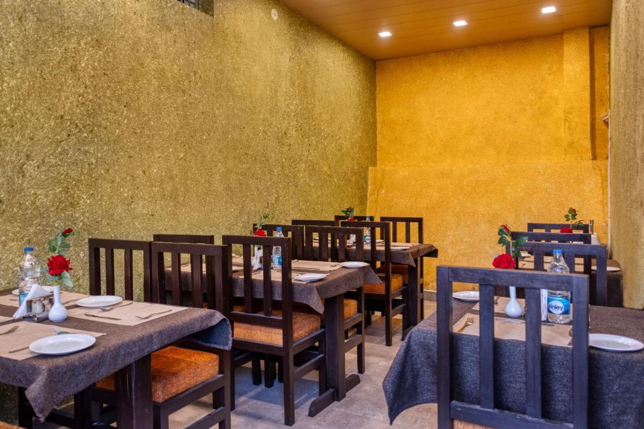 ホテル The Walnut Creek Bhīm Tāl エクステリア 写真